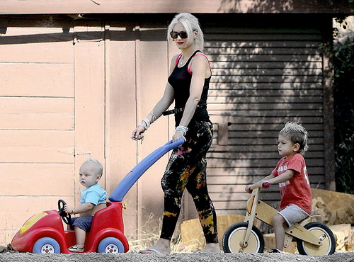 Gwen Stefani выпустит детскую одежду
